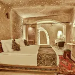 Sah Saray Cave Halal Szálloda *