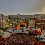 Sah Saray Cave Halal Göreme