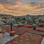 Sah Saray Cave Halal * Göreme