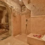 Sah Saray Cave Halal Göreme