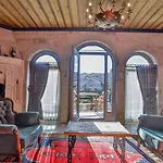 Sah Saray Cave Halal Otel