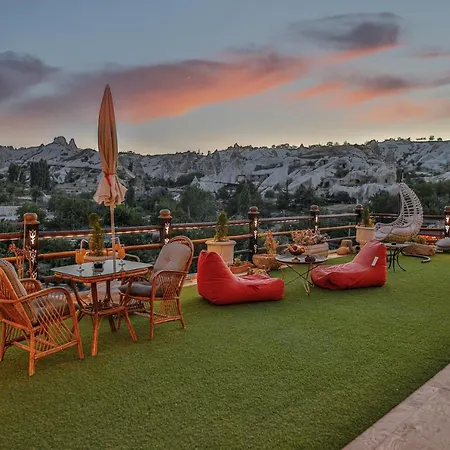 Sah Saray Cave Halal 酒店 *