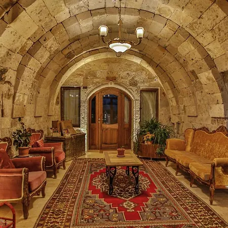 Sah Saray Cave Halal * غوريمِيه