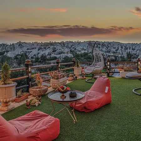 Sah Saray Cave Halal 酒店