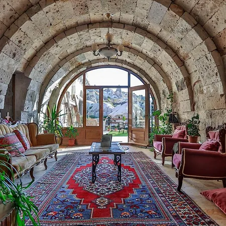 Sah Saray Cave Halal 酒店