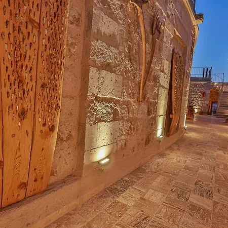 Sah Saray Cave Halal فندق *