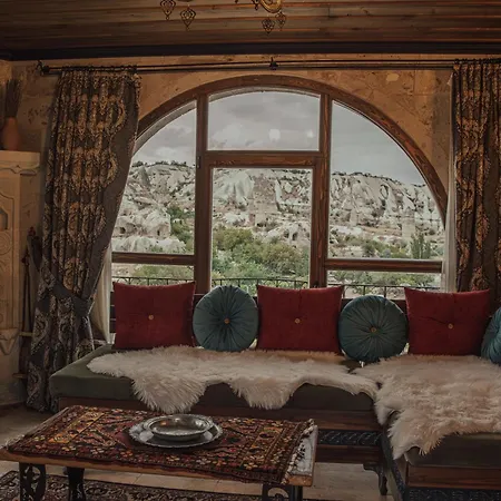 Sah Saray Cave Halal