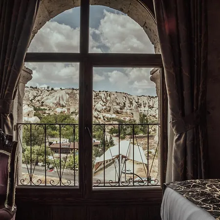 Sah Saray Cave Halal * غوريمِيه