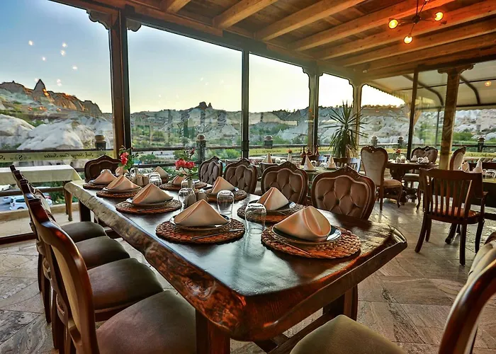 Sah Saray Cave Halal *